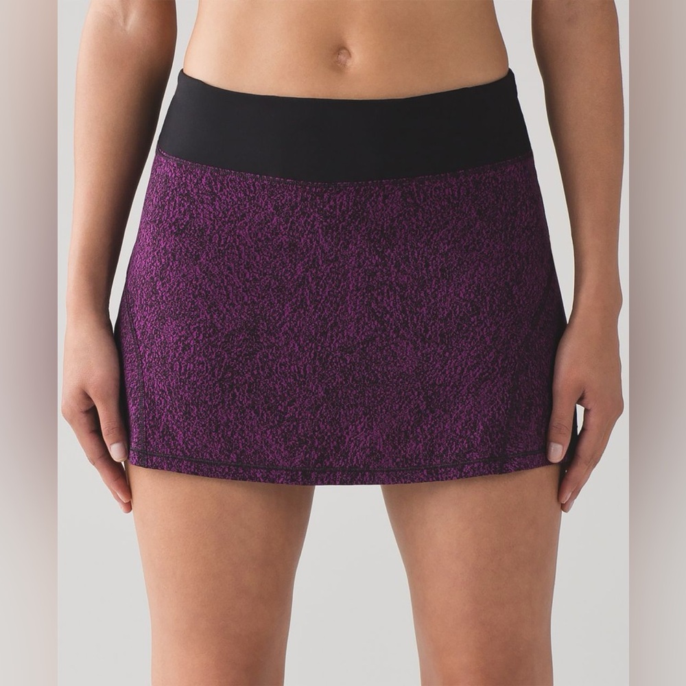 LULULEMON Purple and Black Skirt
